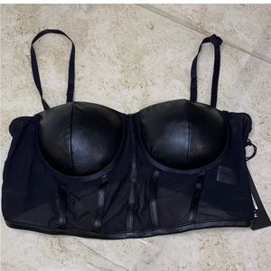 Haute Monde Vegan Leather cropped bustier size M 🖤 NWT! 🔥🔥🔥